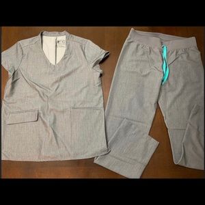Figs Scrubs Set size Small